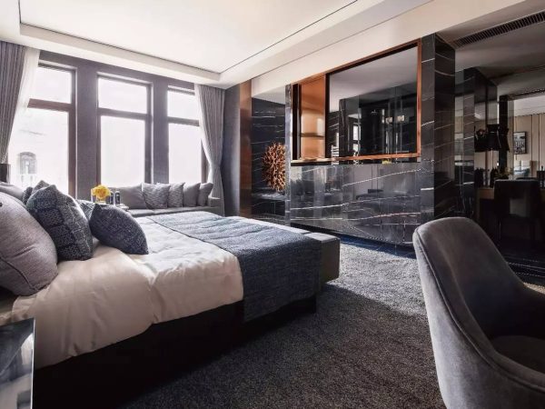 luxury-modern-bedroom-interior Large